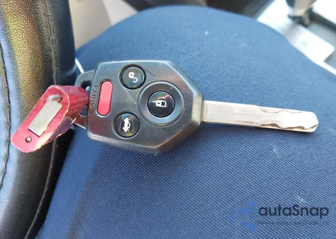 2011 Subaru Outback 2.5I Limited z USA, uszkodzony, nr VIN 4S4BRBKC1B3402978